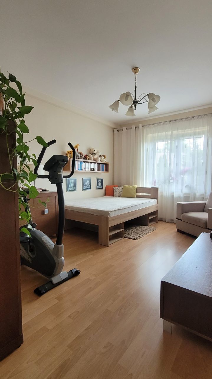 Piękny, przestronny dom w zabudowie szeregowej z zagospodarowanym ogrodem